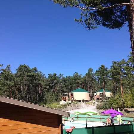 База отдыха Parc Residentiel De Loisir : Le Loup Blanc Du Riou *