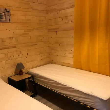 Holiday park Parc Residentiel De Loisir : Le Loup Blanc Du Riou