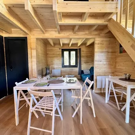 Parc Residentiel De Loisir : Le Loup Blanc Du Riou Holiday park