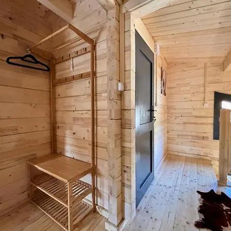 Vakantiepark Parc Residentiel De Loisir : Le Loup Blanc Du Riou