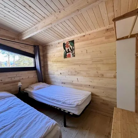 Holiday park Parc Residentiel De Loisir : Le Loup Blanc Du Riou *