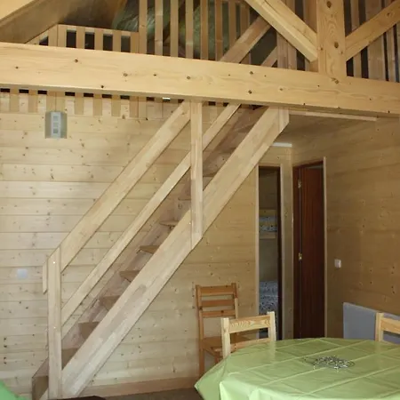 Holiday park Parc Residentiel De Loisir : Le Loup Blanc Du Riou *